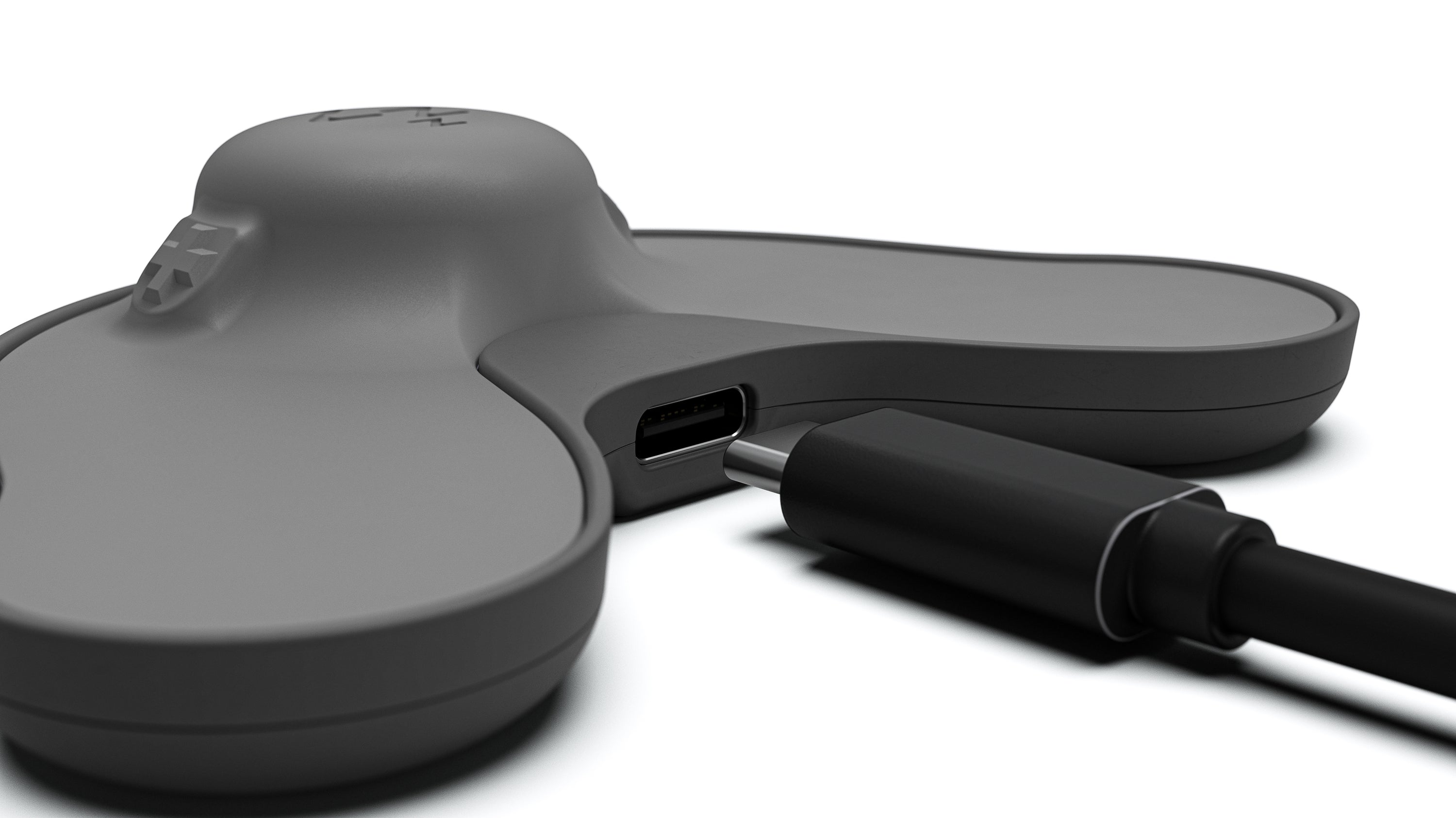 Zeus’ sleep - Anti-snoring device in its charger 